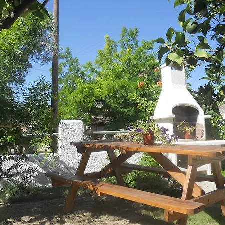 Isidora Hotel