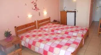 Hotell Isidora 2*