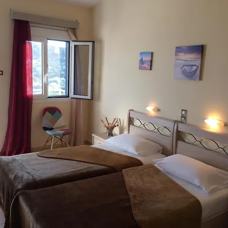 Hotell Isidora 2*
